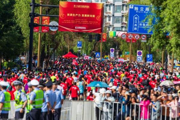 初中学校体育培训班培养特长生的优势(图1)